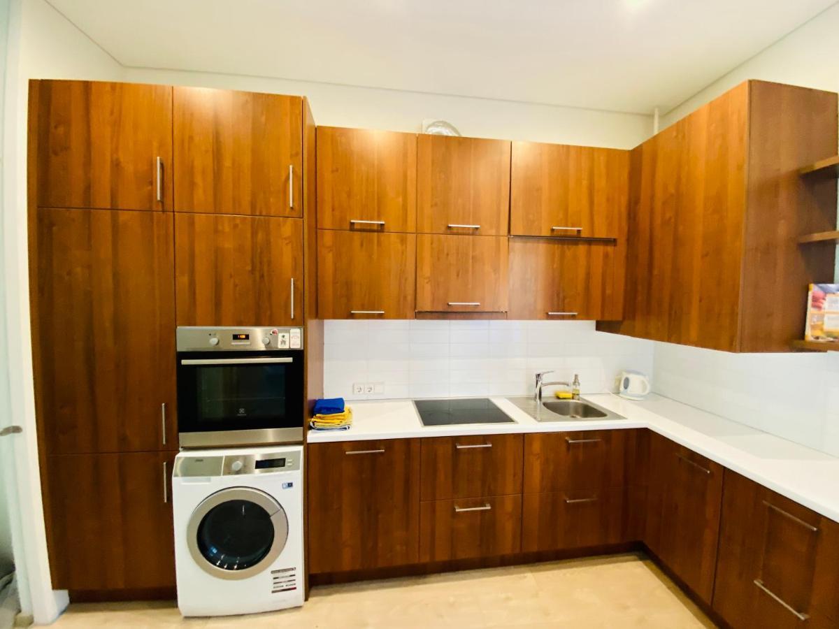 Great Flat With Terrace In Oldtown-Prime Rentals Kaunas Exteriör bild